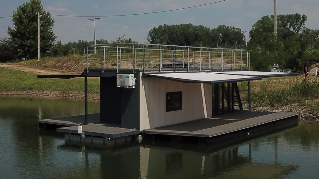 foto: 25 Shogun Mobile Houseboat