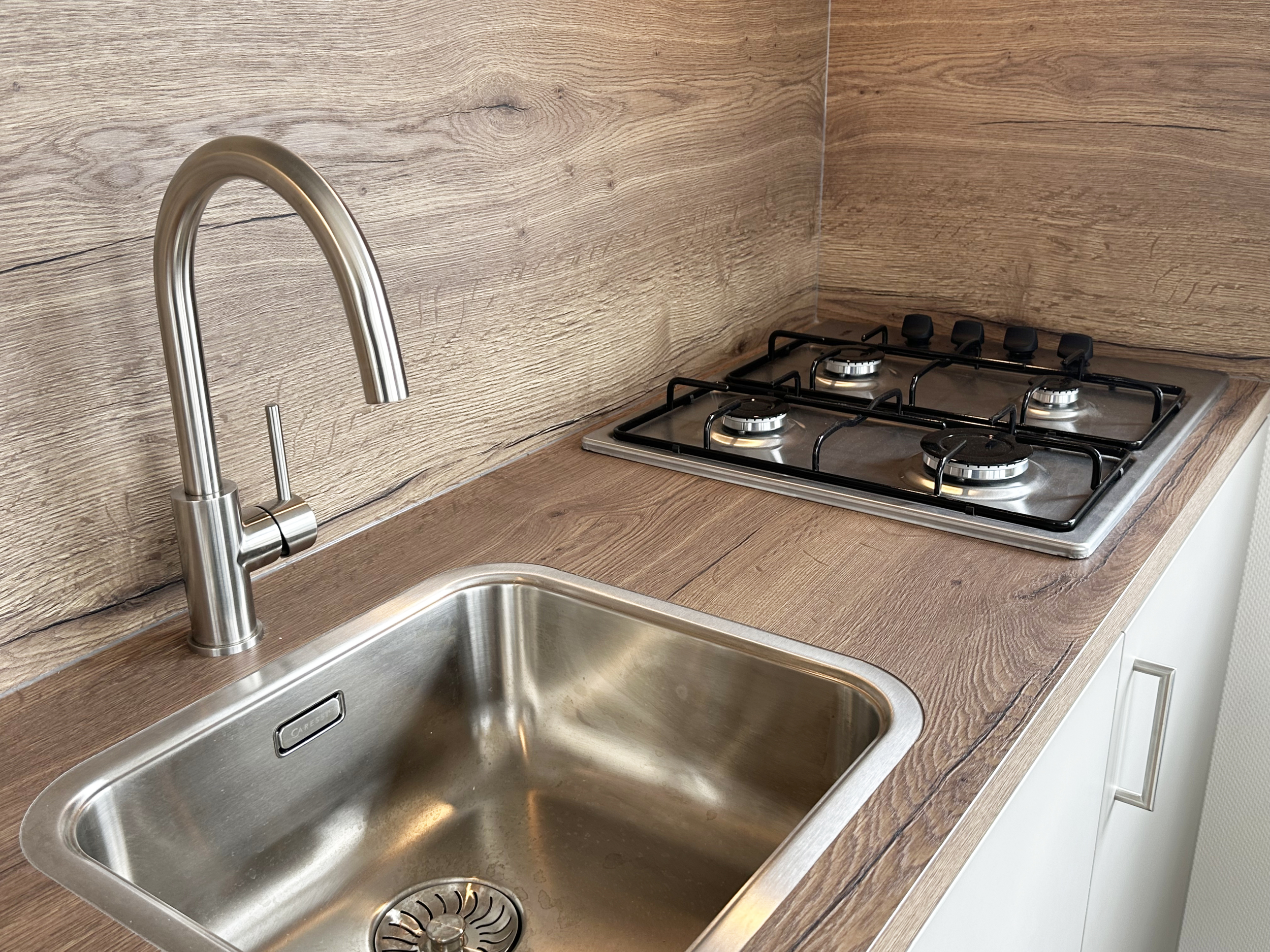 foto: 31 HOMESHIP VaarChalet In Amsterdam 1250D Luxe Houseboat