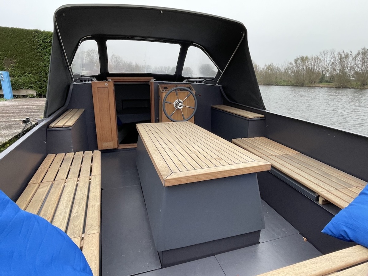 foto: 8 IHC Kajuitsloep