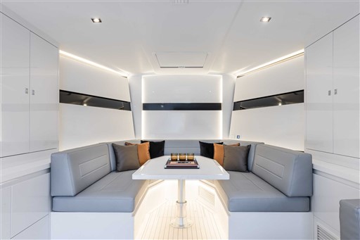 foto: 9 Vandutch 56 - New