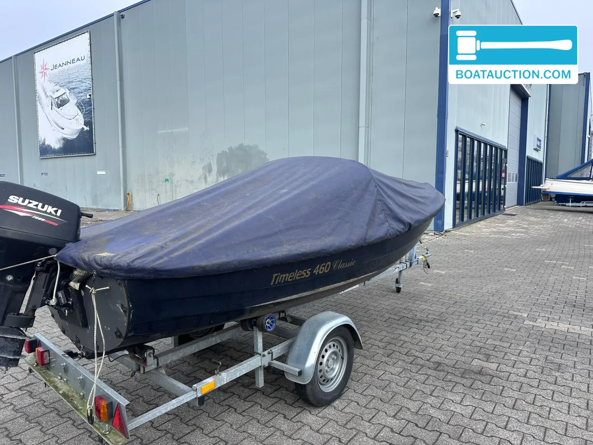 foto: 8 Timeless 460 Classic