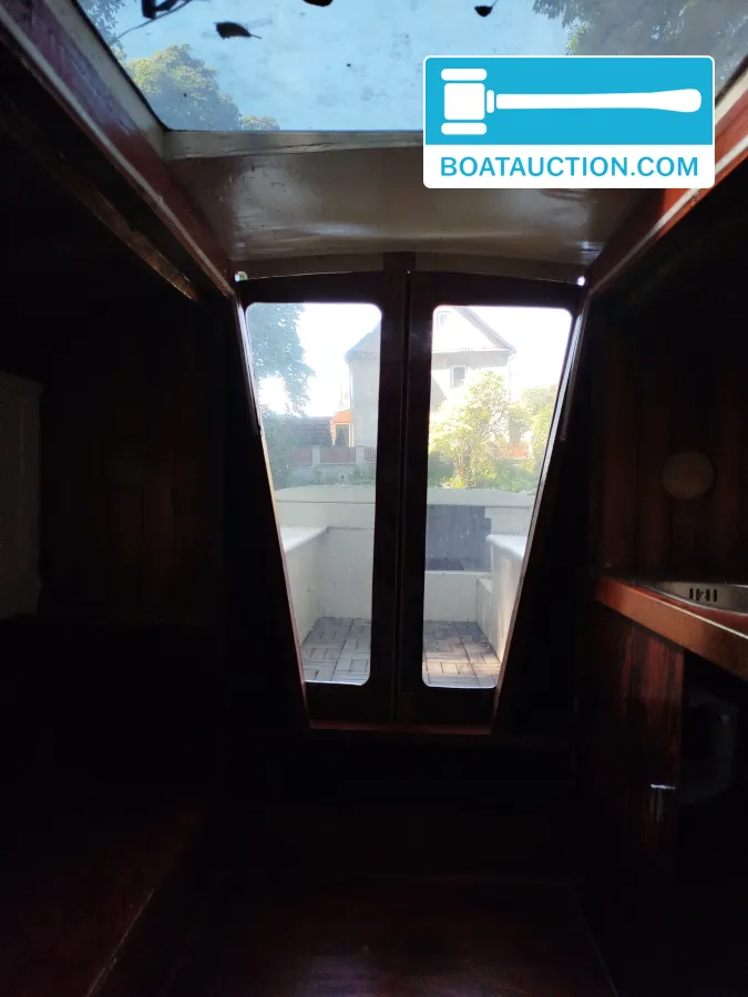 foto: 8 Cabinboat 700