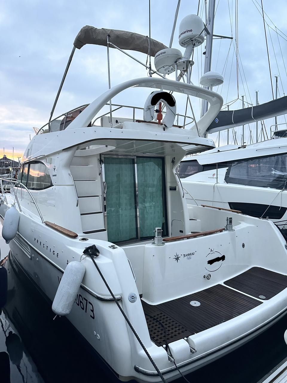 foto: 5 Jeanneau Prestige 36
