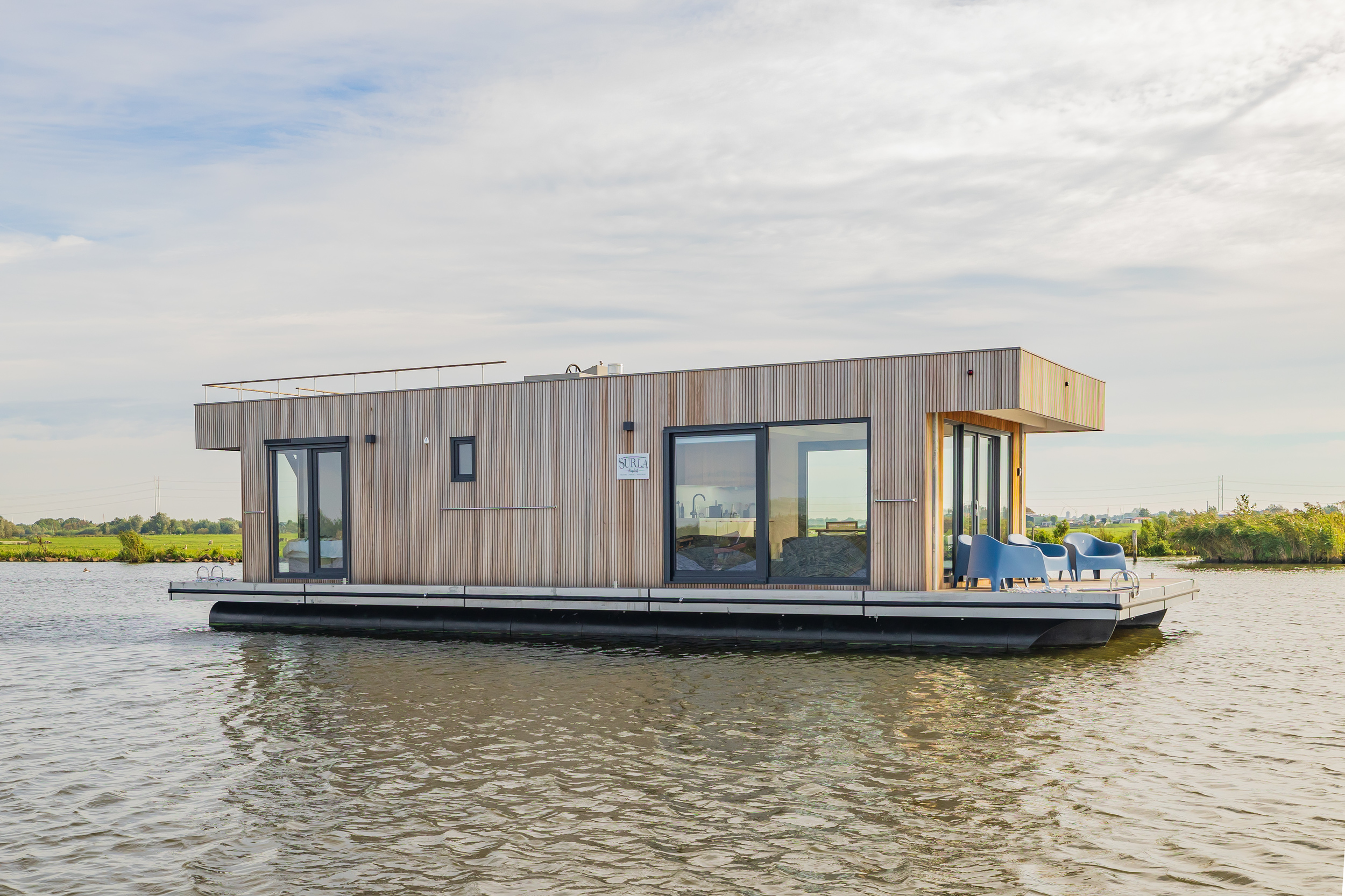 Surla Houseboat 15