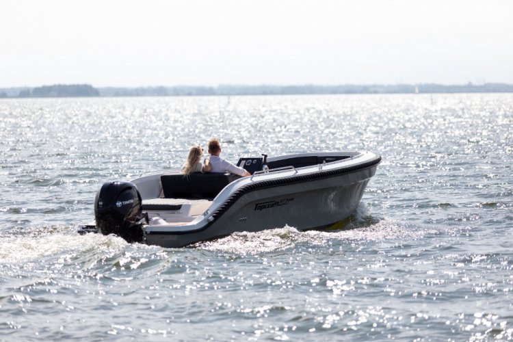 foto: 11 Topcraft 627 Tender