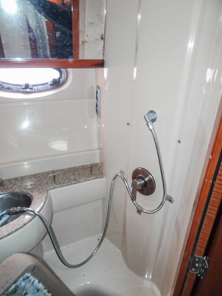 foto: 37 Meridian 391 Sedan