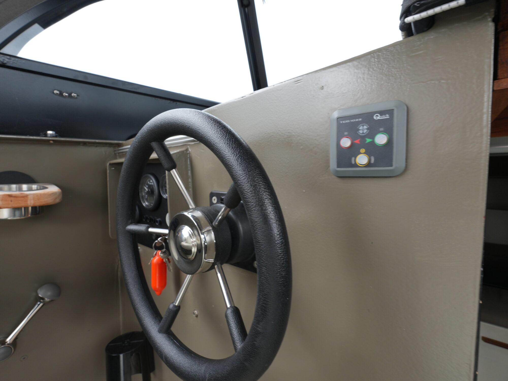 foto: 12 Matez Matez 8.20 OK Cabrio