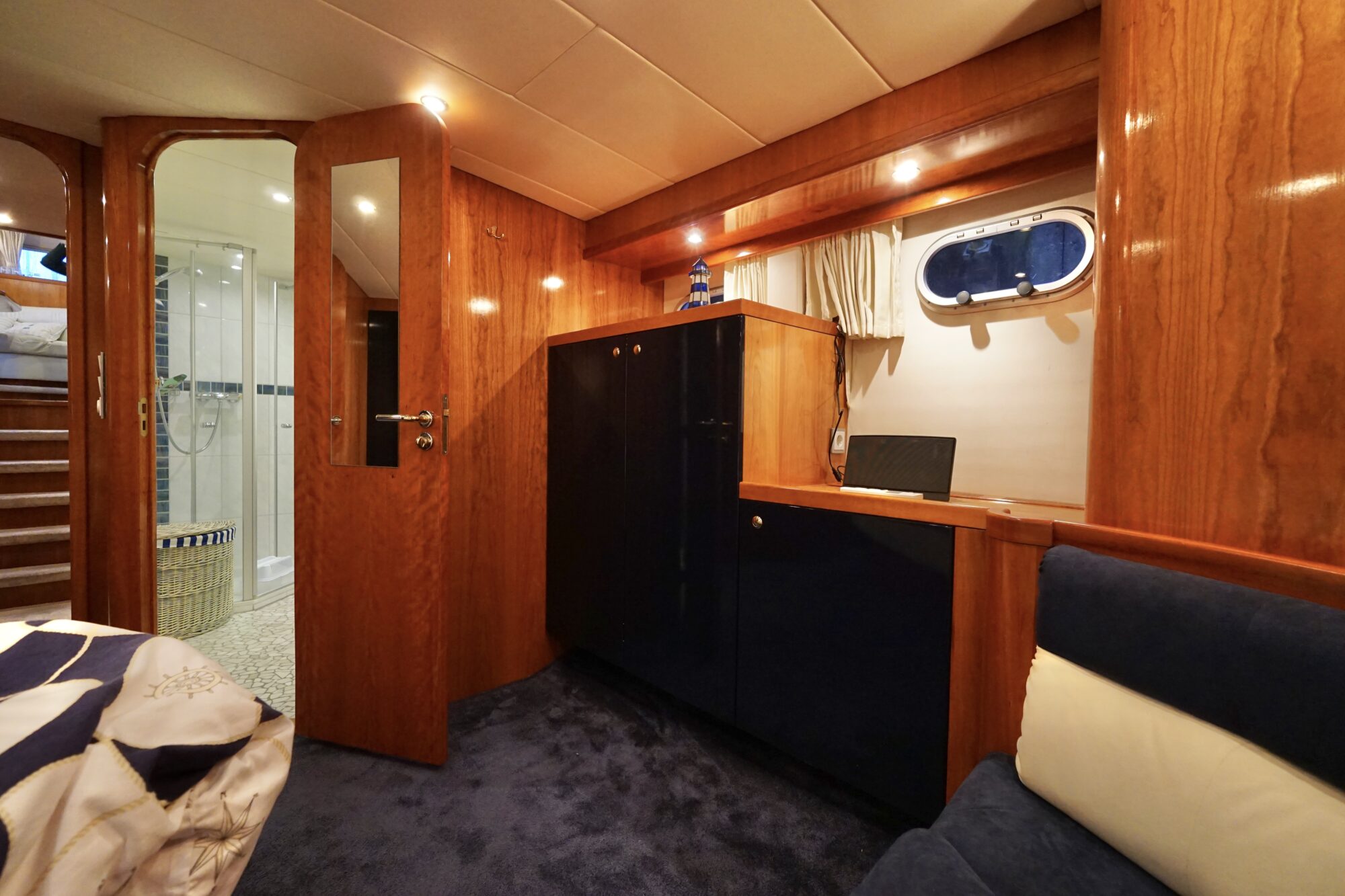 foto: 36 Van der Heijden Van der Heijden 17.00 Dynamic Deluxe VS