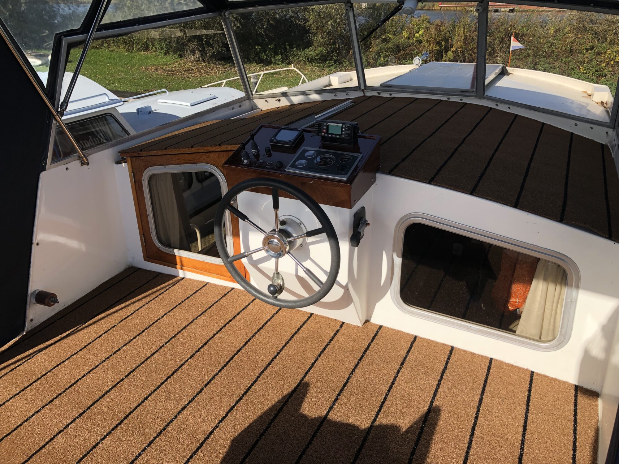 foto: 31 Crown yachts Crown Kruiser 11.90 AK Cabrio