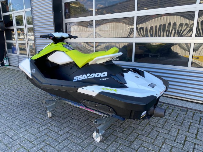 foto: 5 Sea-Doo Spark 2-up 115PK DEMO