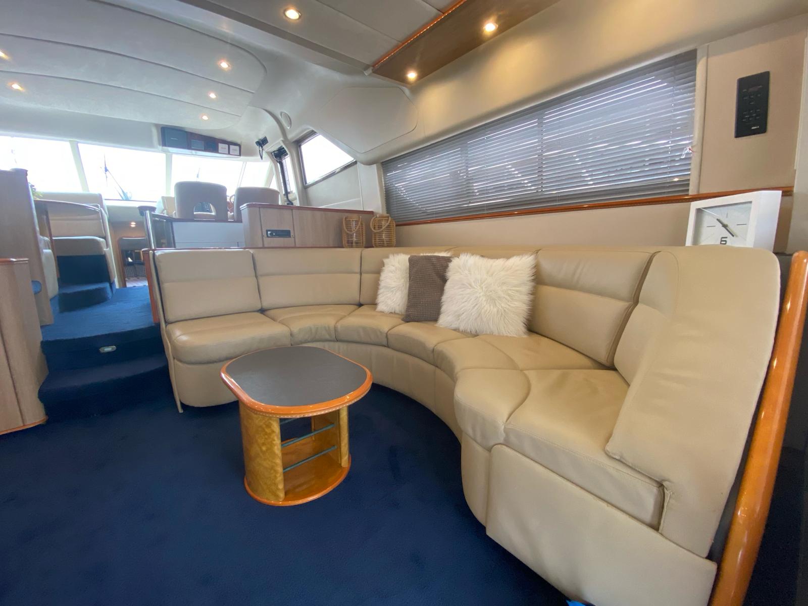 foto: 17 Princess  60 Fly