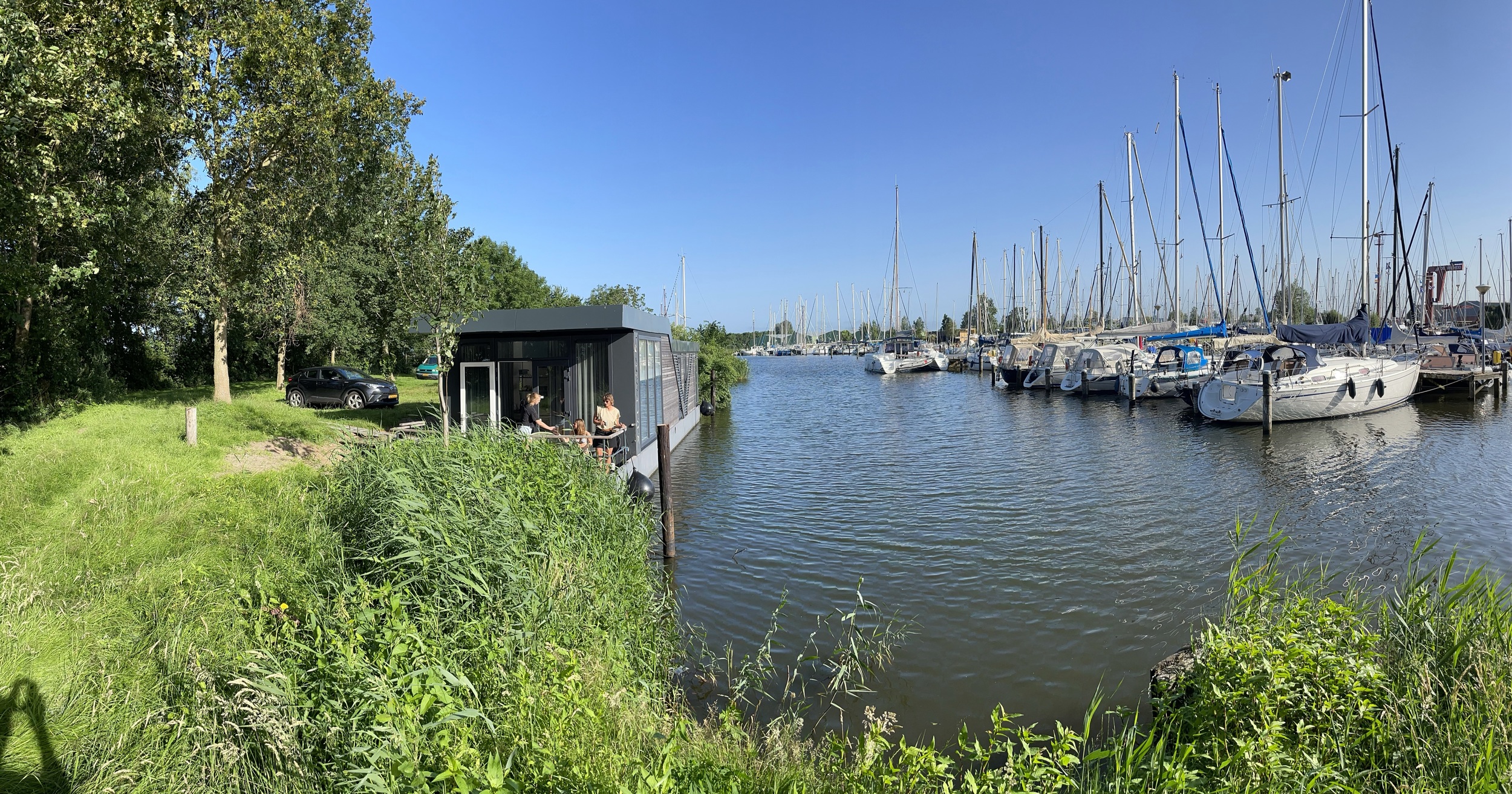 foto: 11 Aquavive Houseboat 1500 Met Vaste Overneembare Ligplaats In Warns