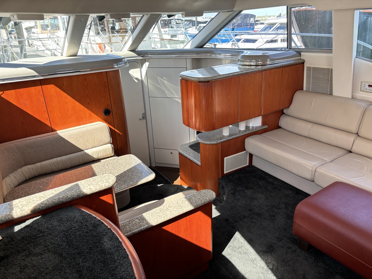 foto: 10 Maxum  4100 SCA 