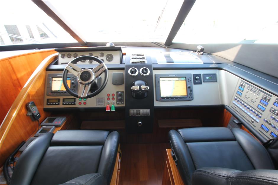 foto: 11 Fairline 78