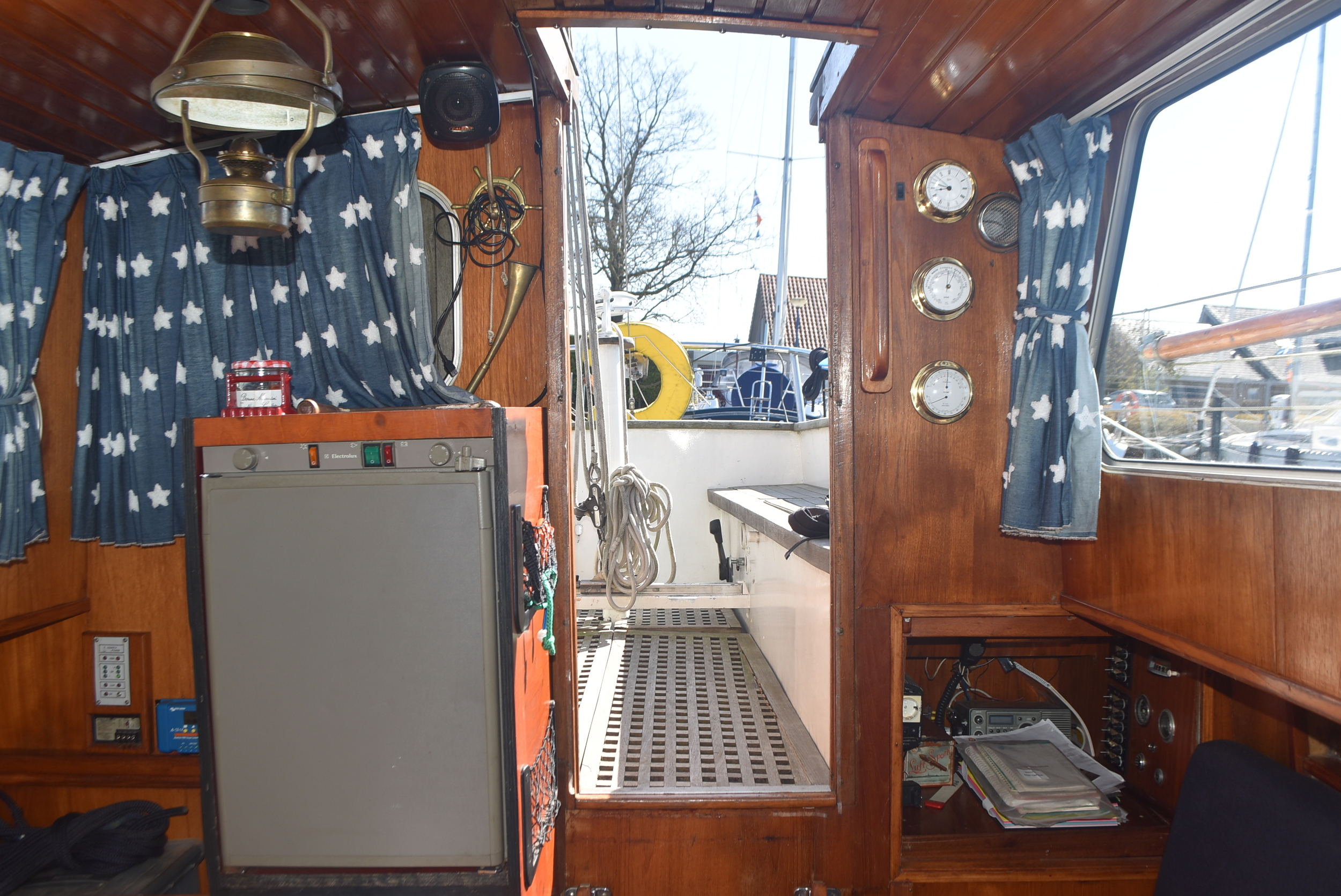 foto: 13 Volkerak 32 Motorsailer