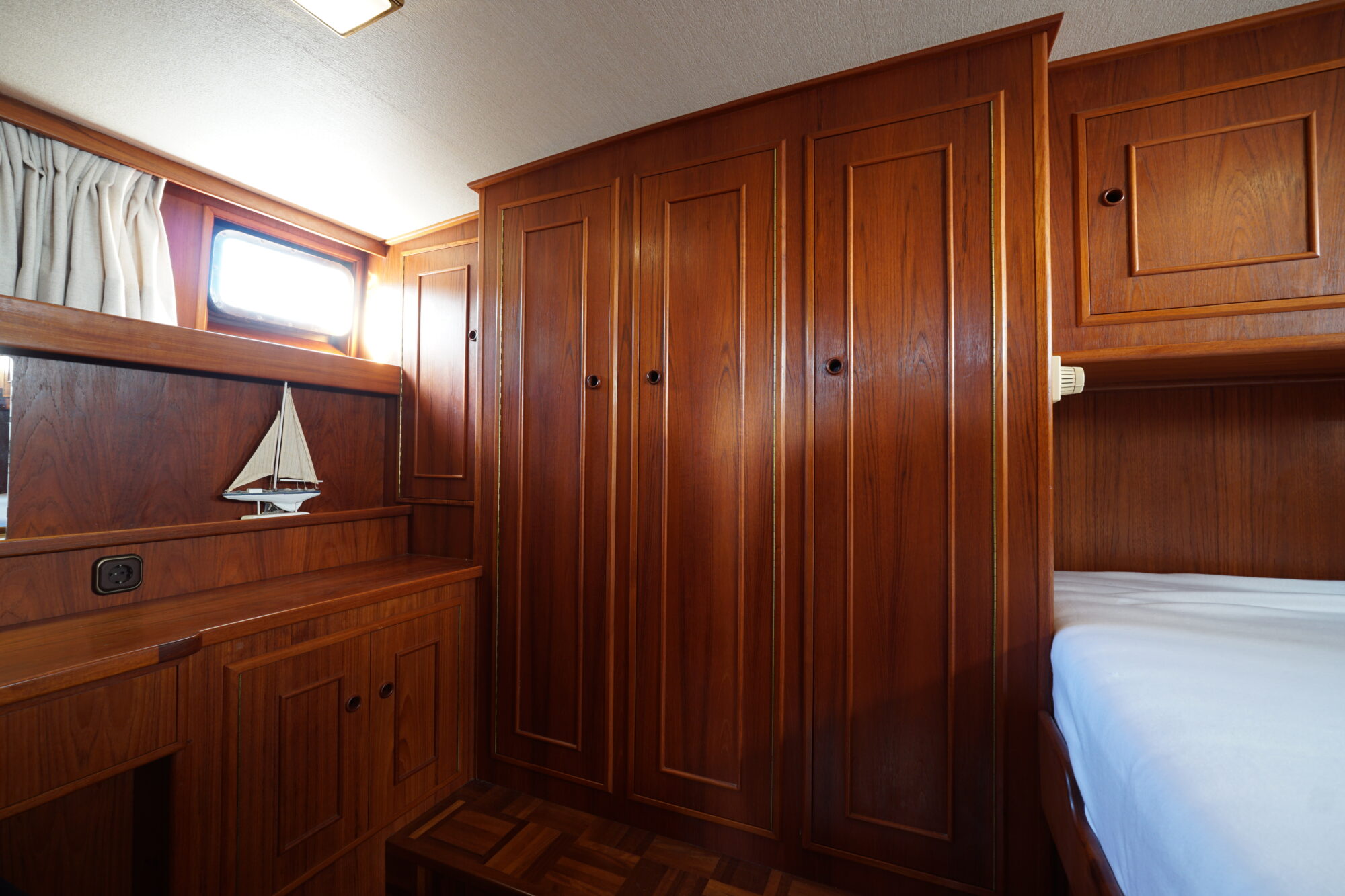 foto: 58 Damen Damen Pushy Cat 15.00 AK Cabrio