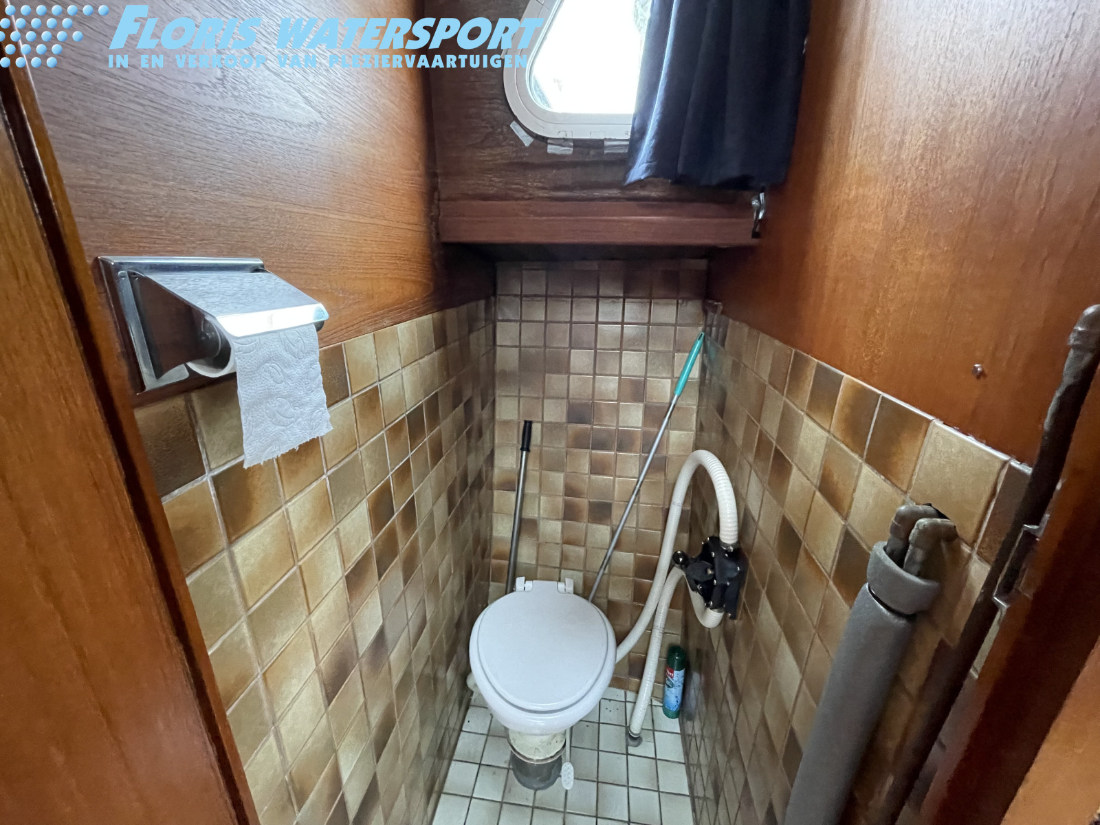 foto: 5 Van Brussel trawler 1380