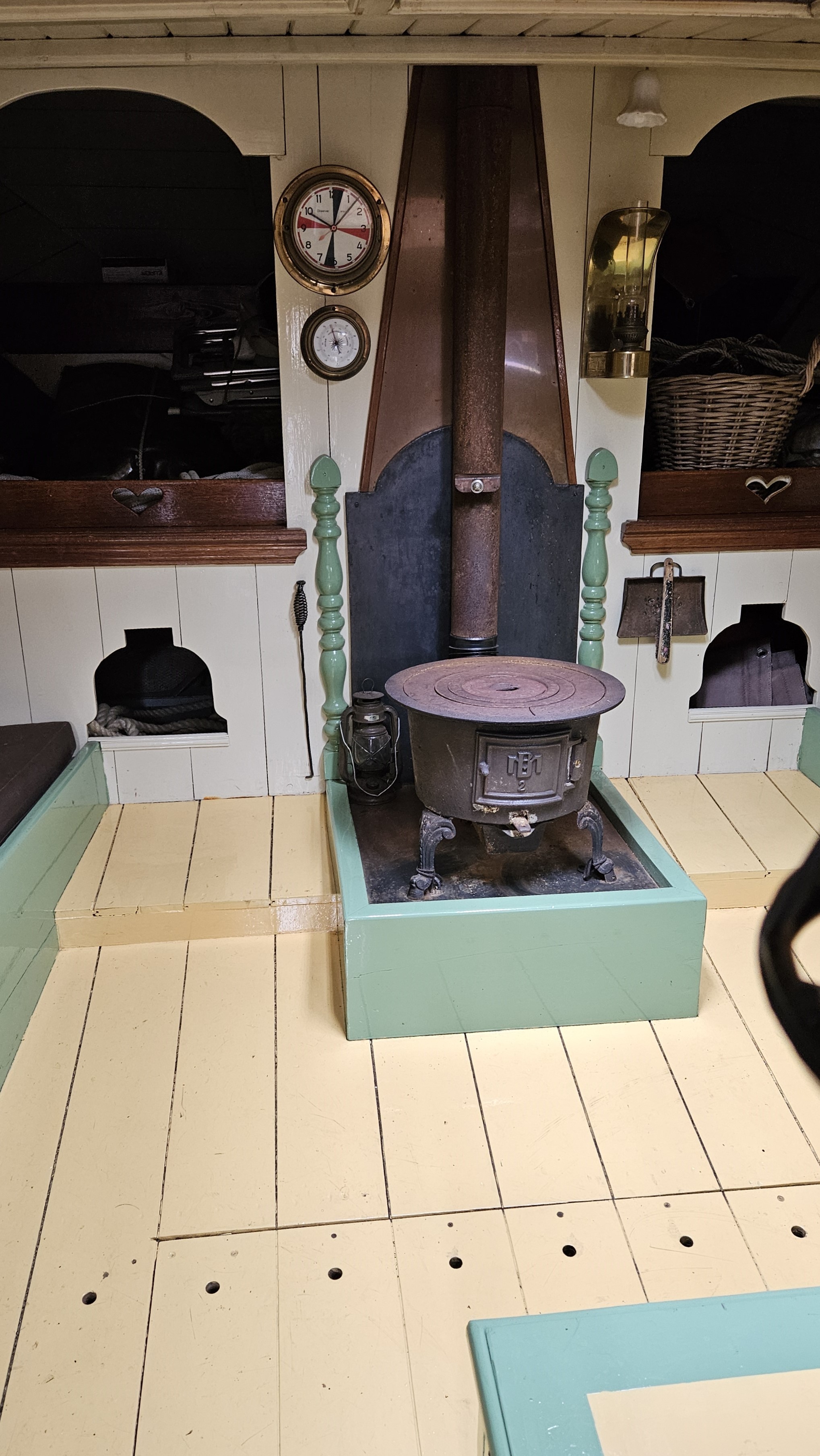 foto: 8 Zeeschouw Visserman