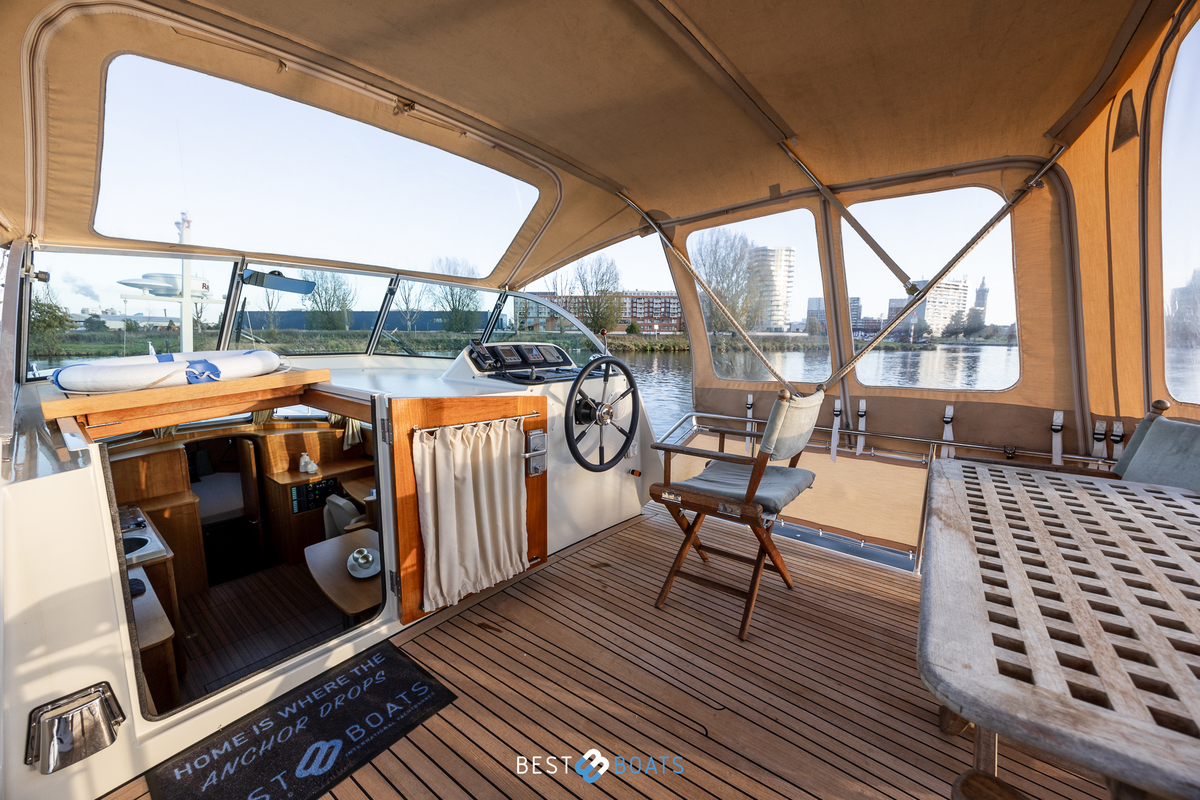 foto: 12 Linssen Grand Sturdy 33.9 AC