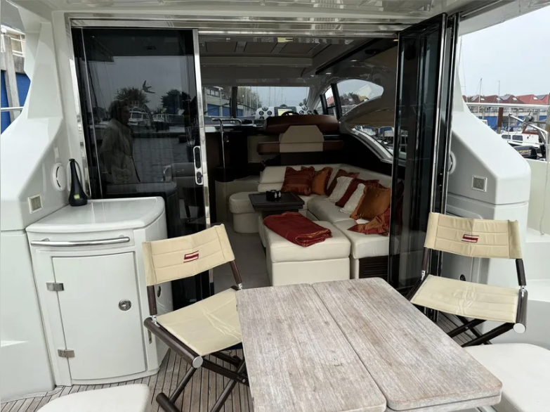 foto: 20 Azimut 43S # Okometa