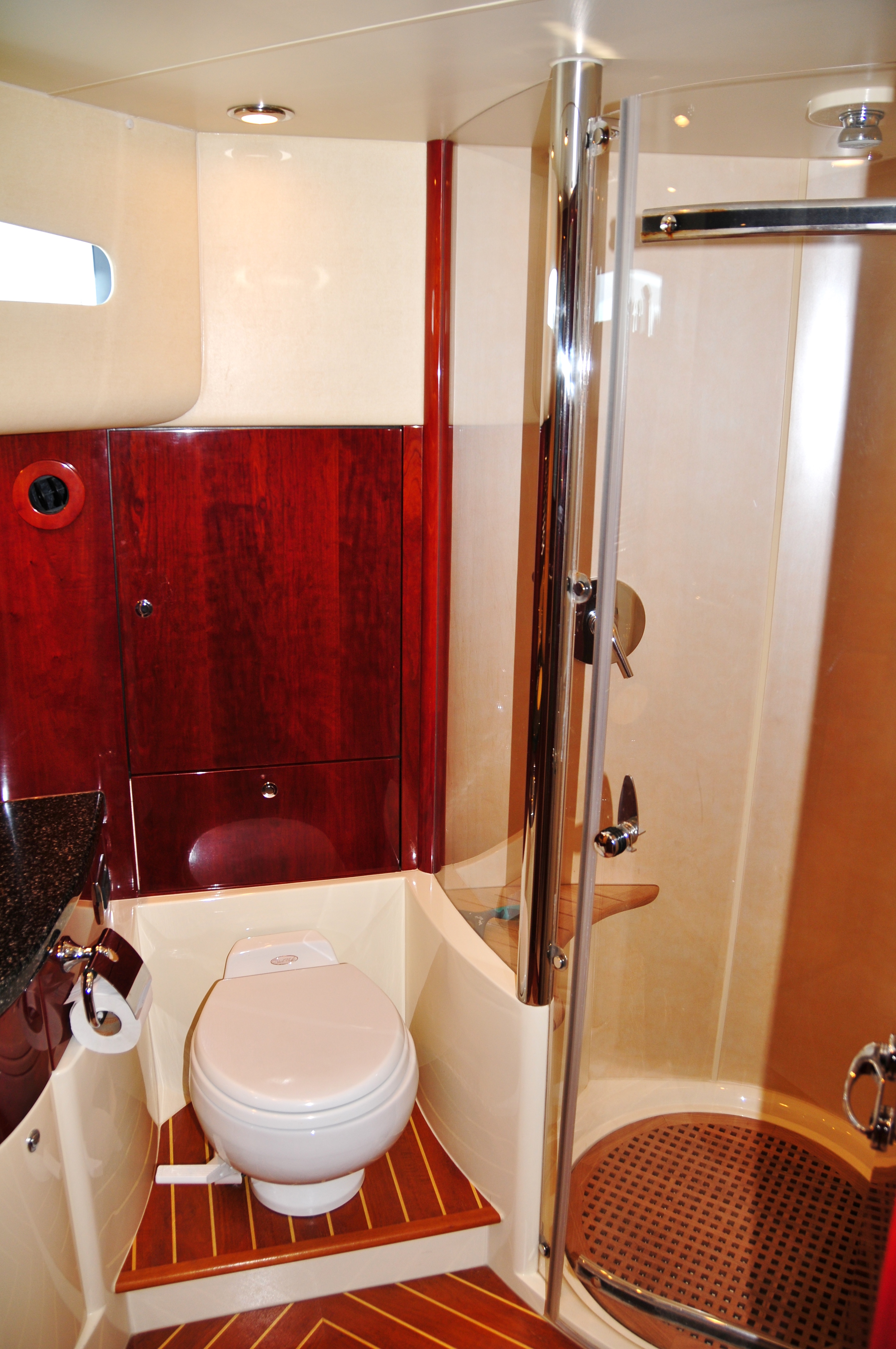 foto: 4 Fairline Squadron 58