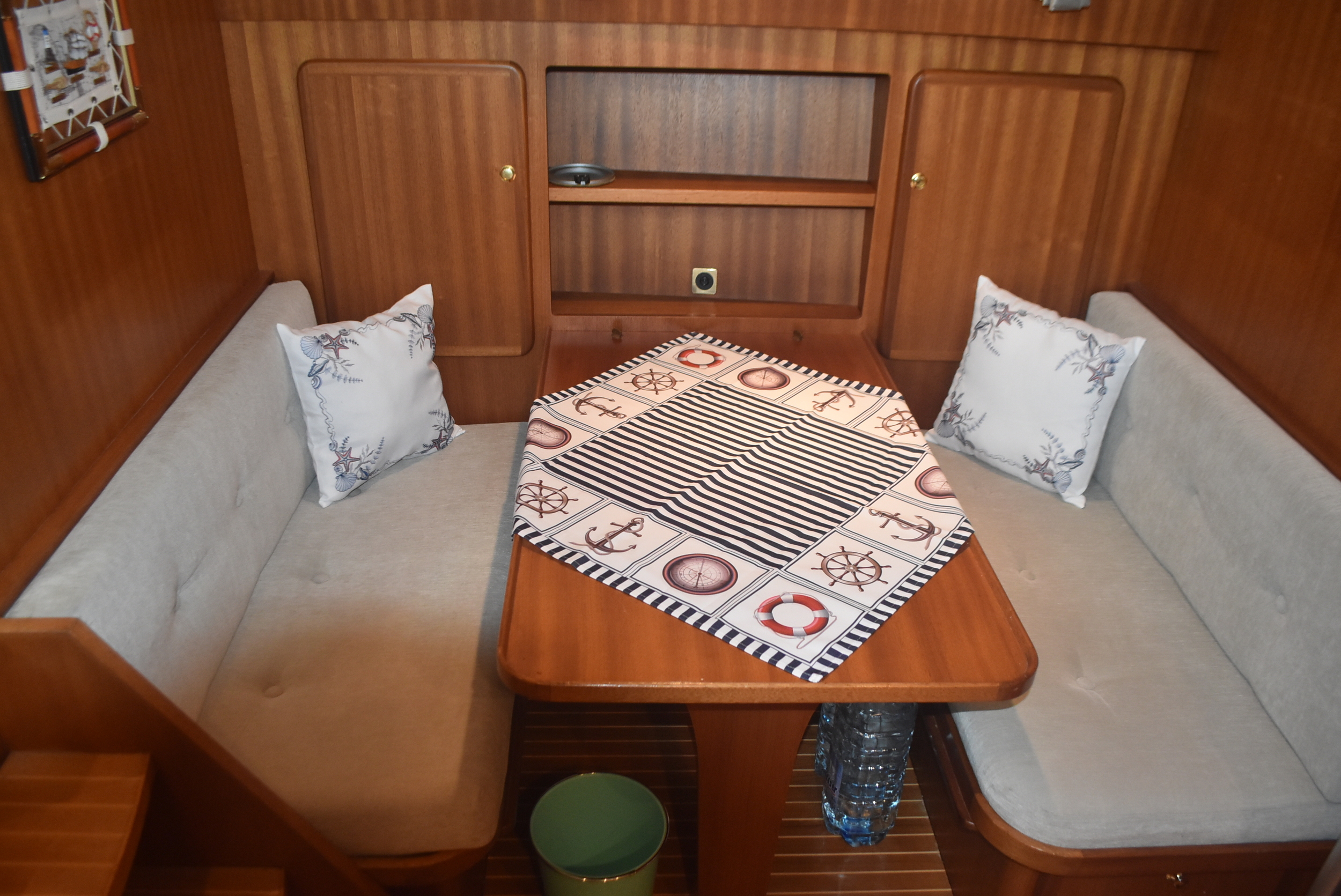 foto: 21 Linssen 380 AC