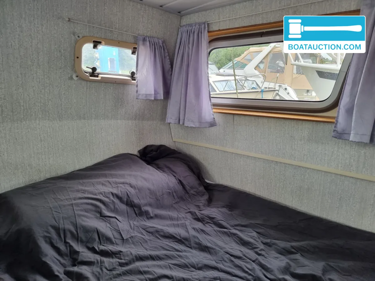 foto: 11 Motorkruiser 950