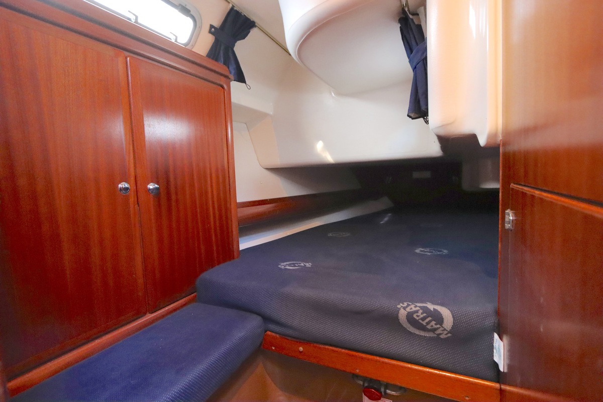 foto: 19 Bavaria  38-3 Cruiser