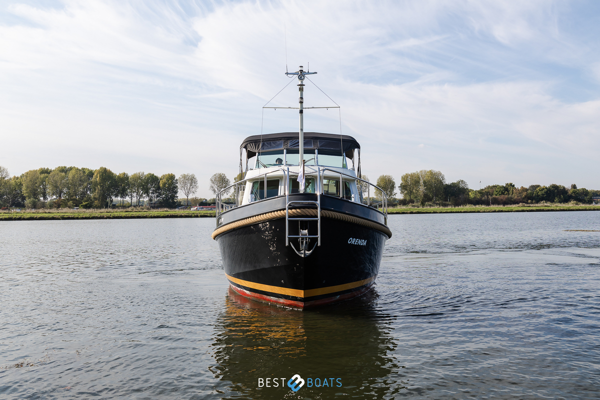 foto: 19 Linssen Grand Sturdy 380 AC 