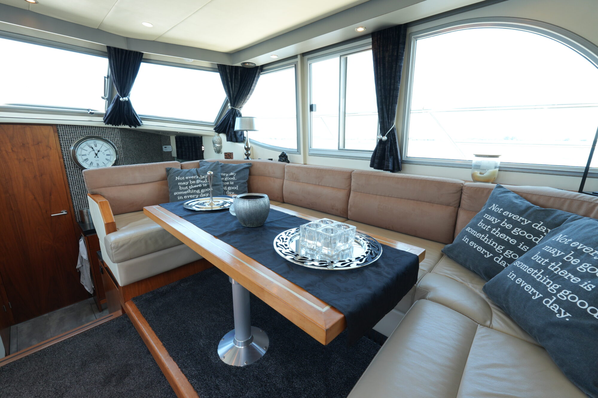 foto: 20 Vivante Vivante 42 AK