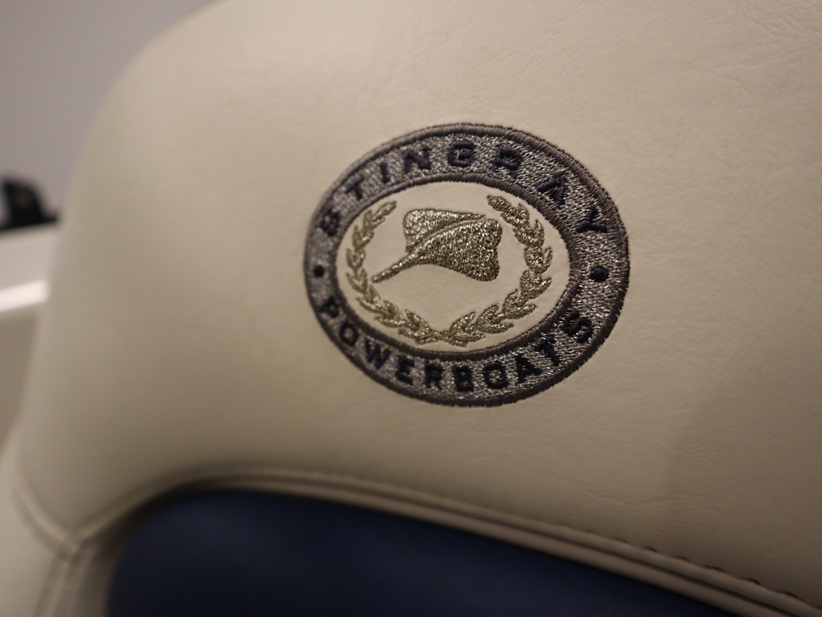 foto: 18 Stingray 195RX