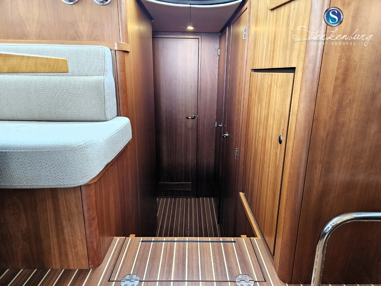 foto: 14 Linssen Grand Sturdy 40.9 Sedan Twin