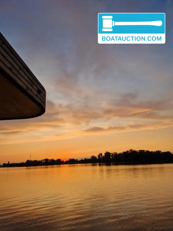 foto: 21 WSM Hausboot