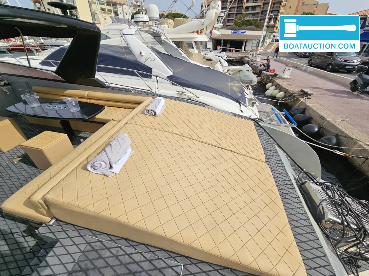 foto: 9 Technomar Cobra 62