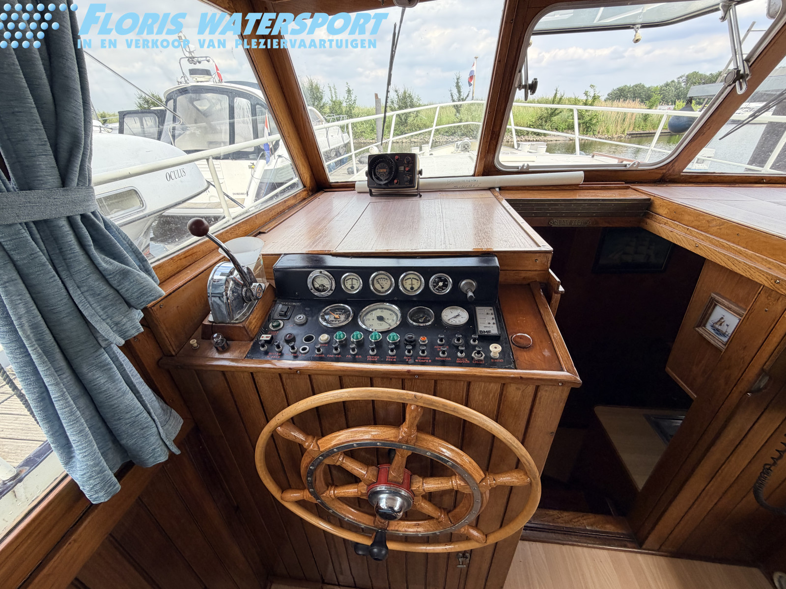foto: 8 Verolme kotter 1120