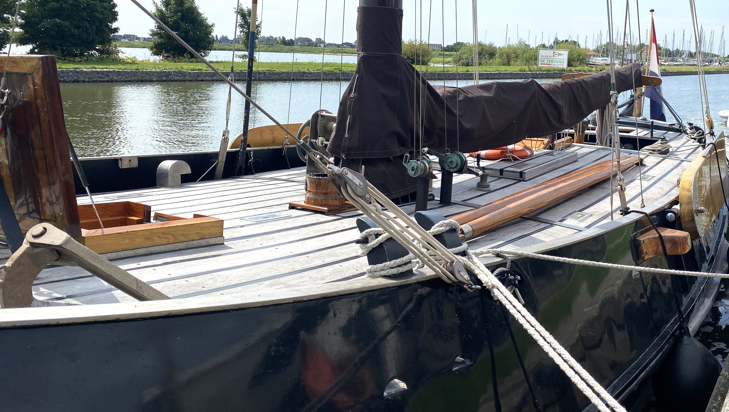 foto: 16 Schokker 14.00 M. One Off