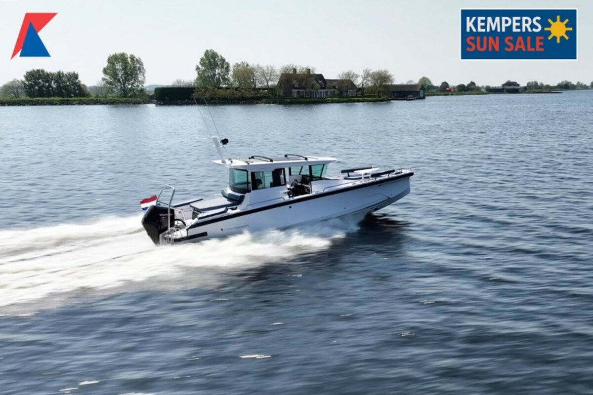 Axopar 29 XC Cross Cabin