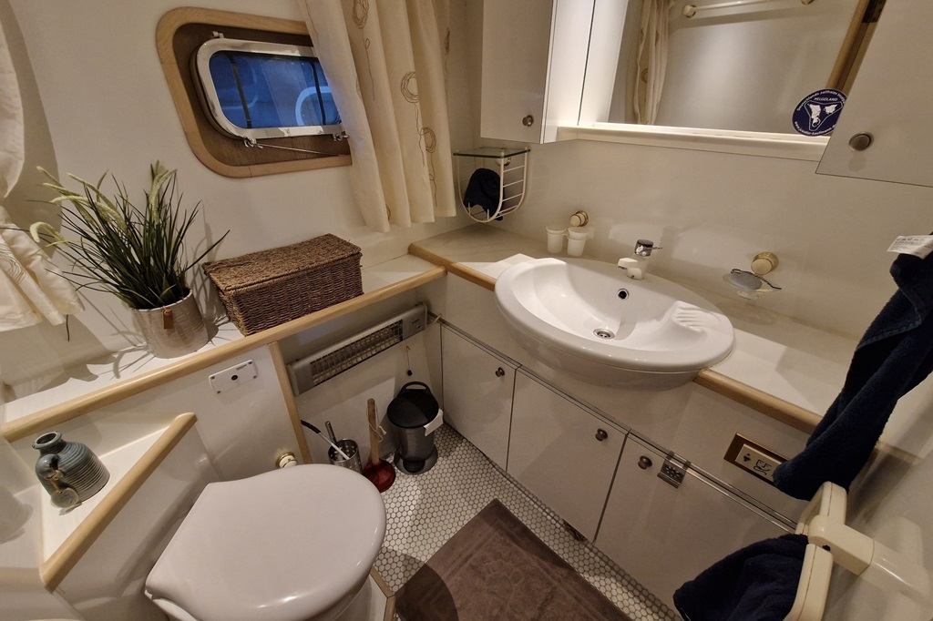 foto: 33 Valk Vitesse 48