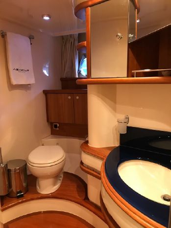 foto: 8 Azimut 55 E