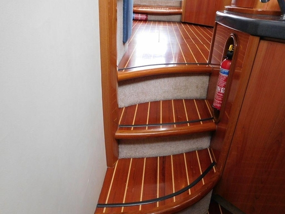 foto: 15 Sealine F 37