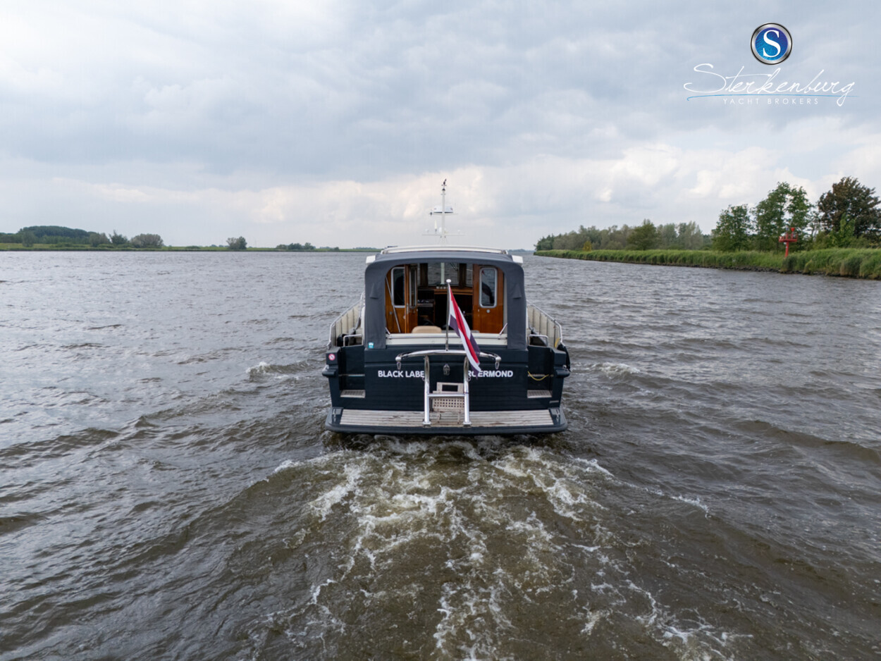 foto: 35 Linssen Grand Sturdy 470 Sedan Wheelhouse