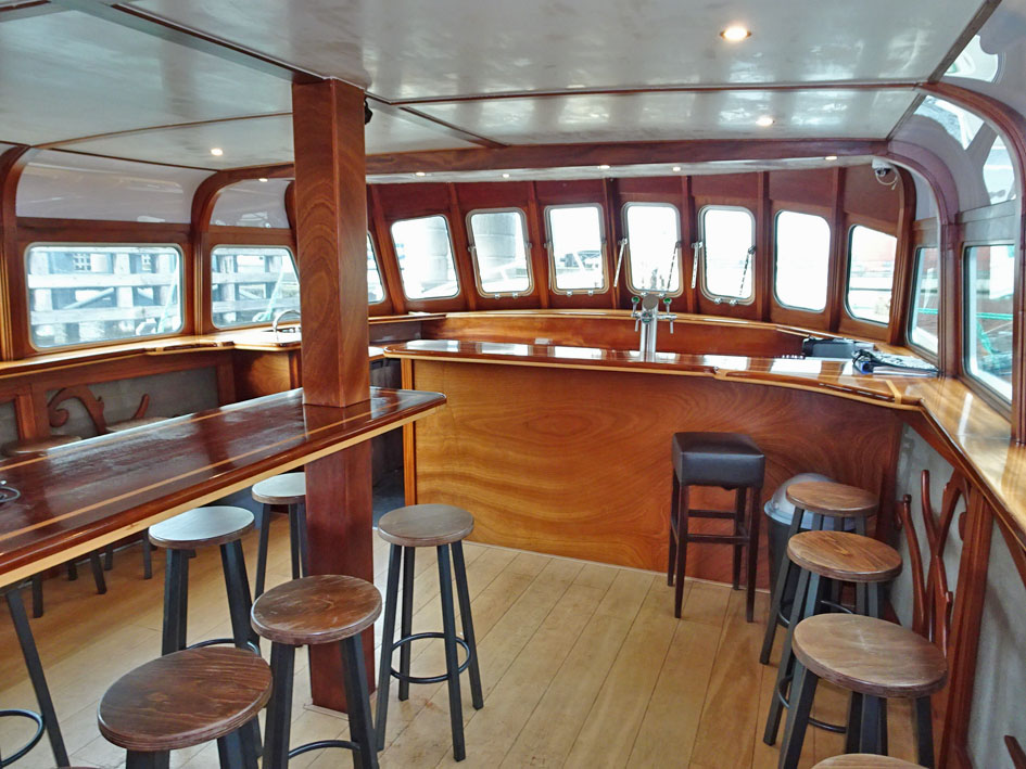 foto: 30 Dagpassagiersschip 152 pers