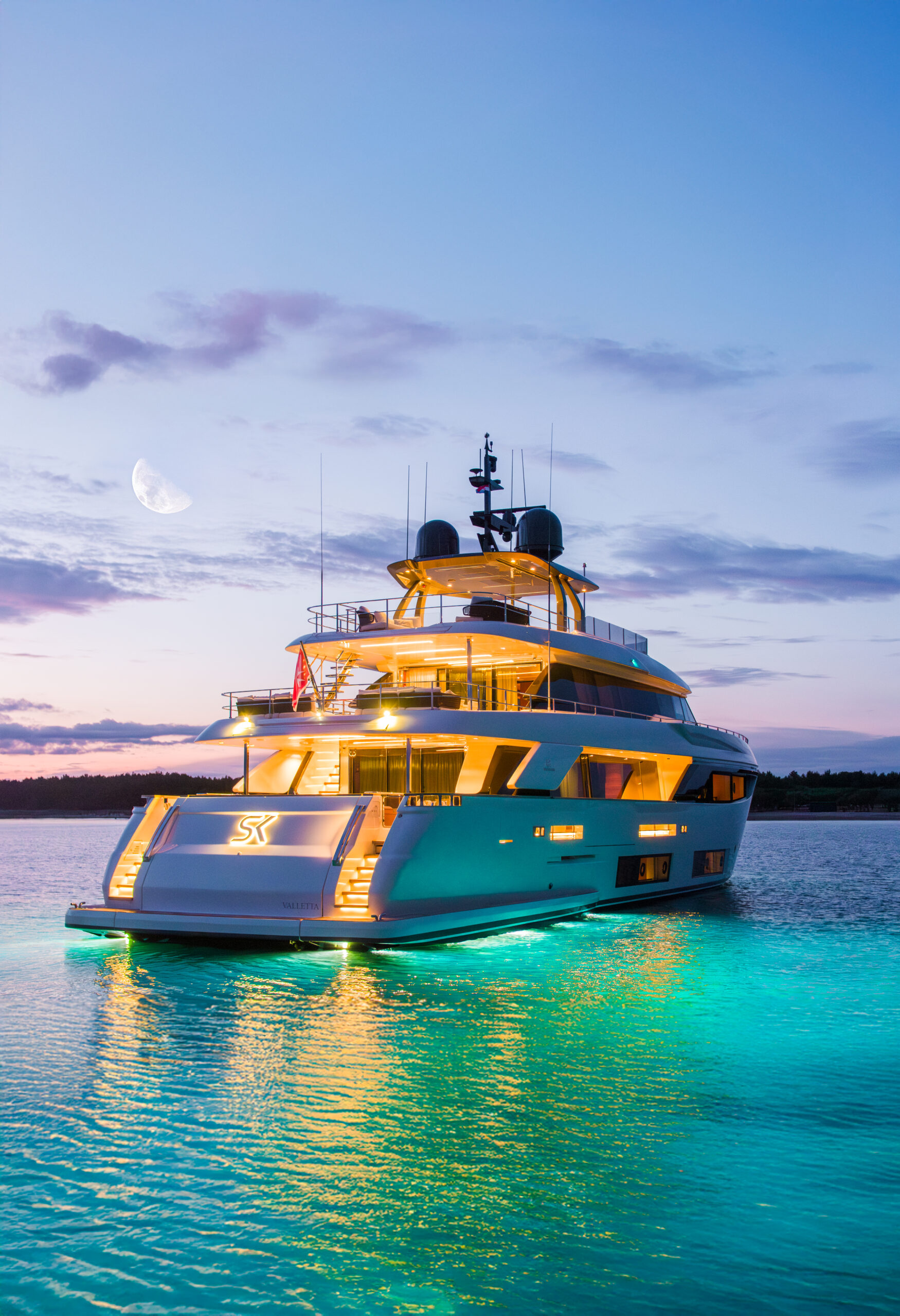 foto: 47 Custom Line Navetta 33