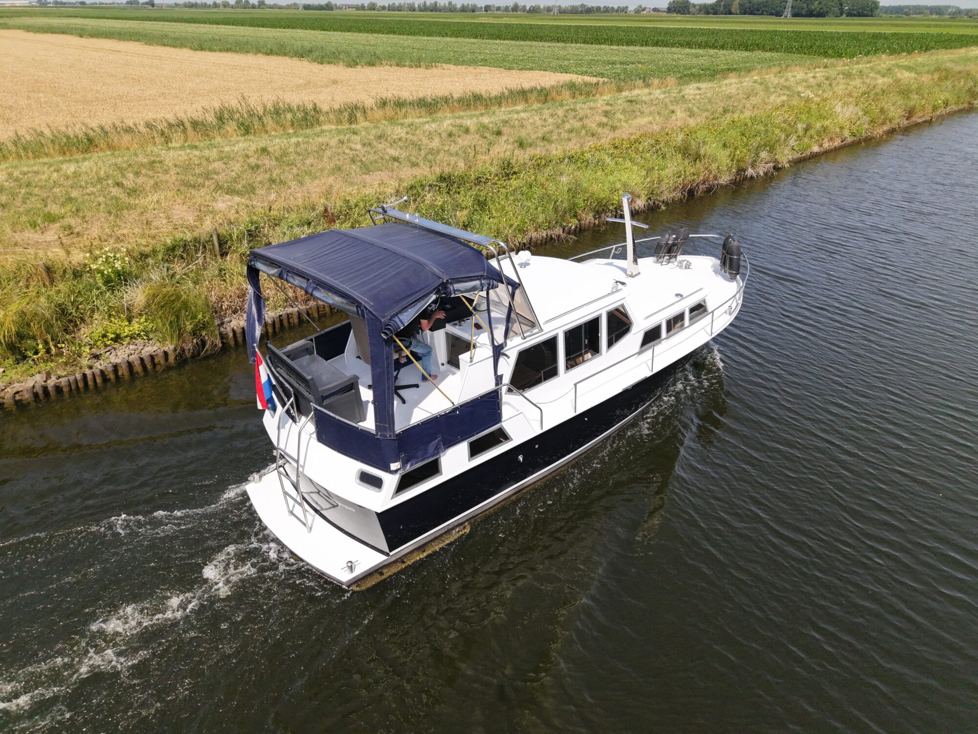 foto: 31 Vechtkruiser Vechtkruiser 10.50 AK Cabrio