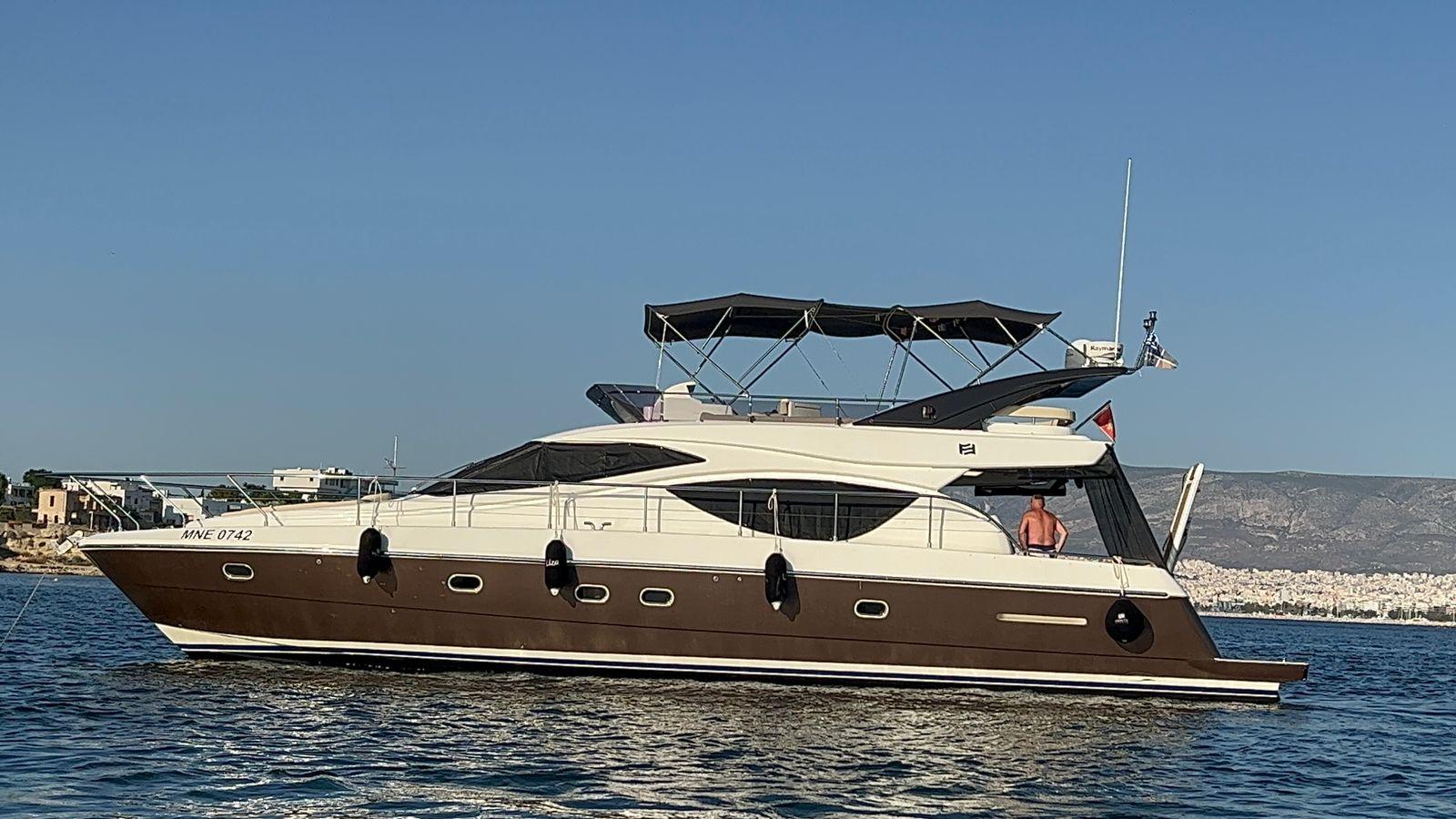 foto: 9 Ferretti  500 Elite