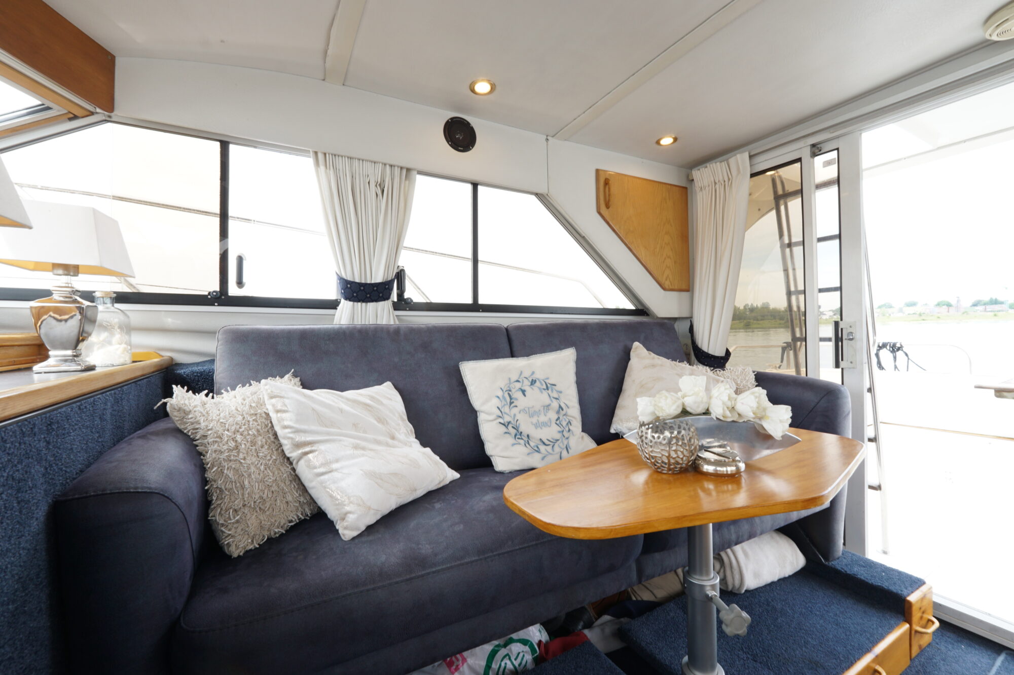 foto: 17 Fairline Fairline Corniche 31 Flybridge