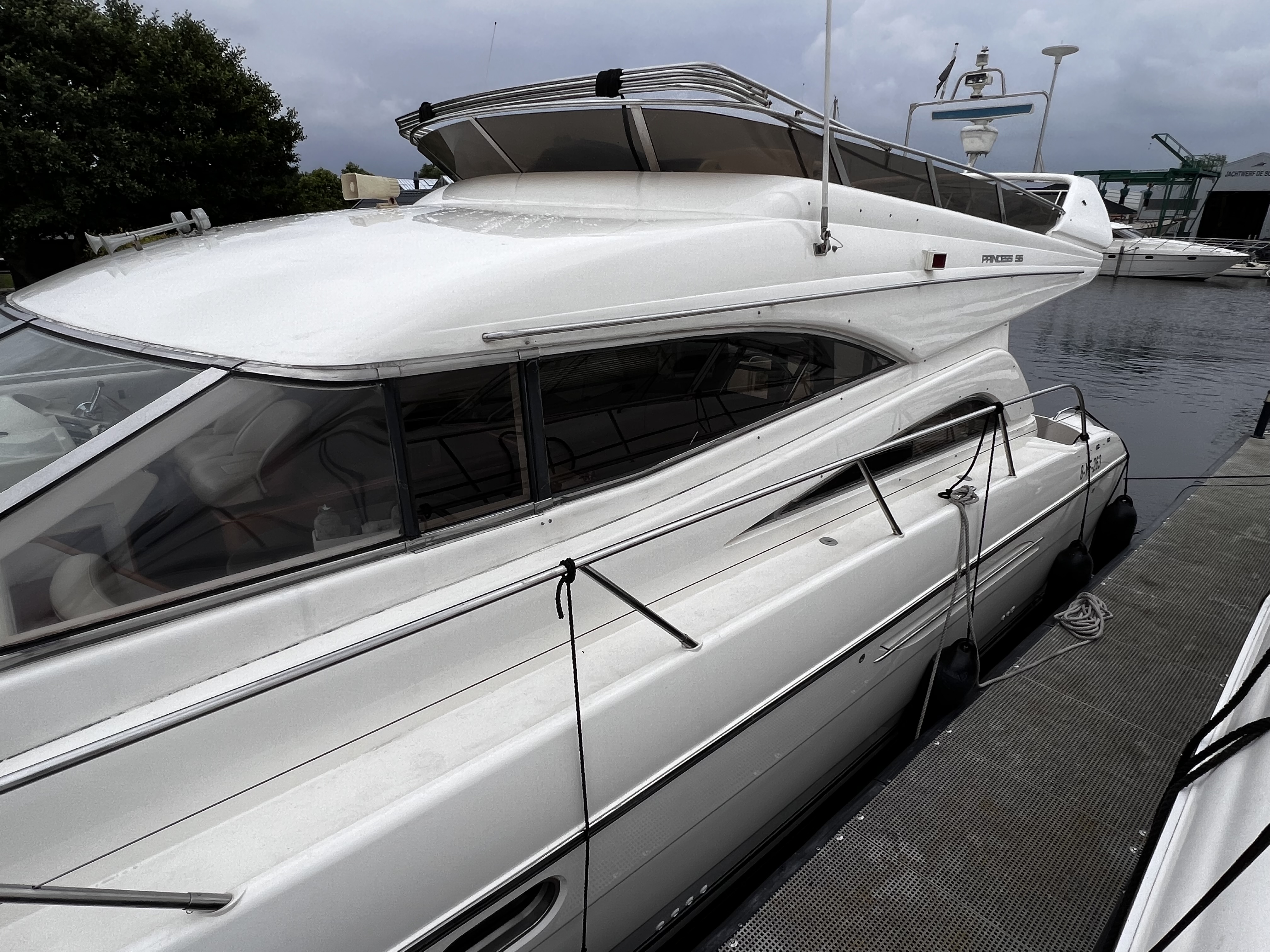 foto: 16 Princess 56