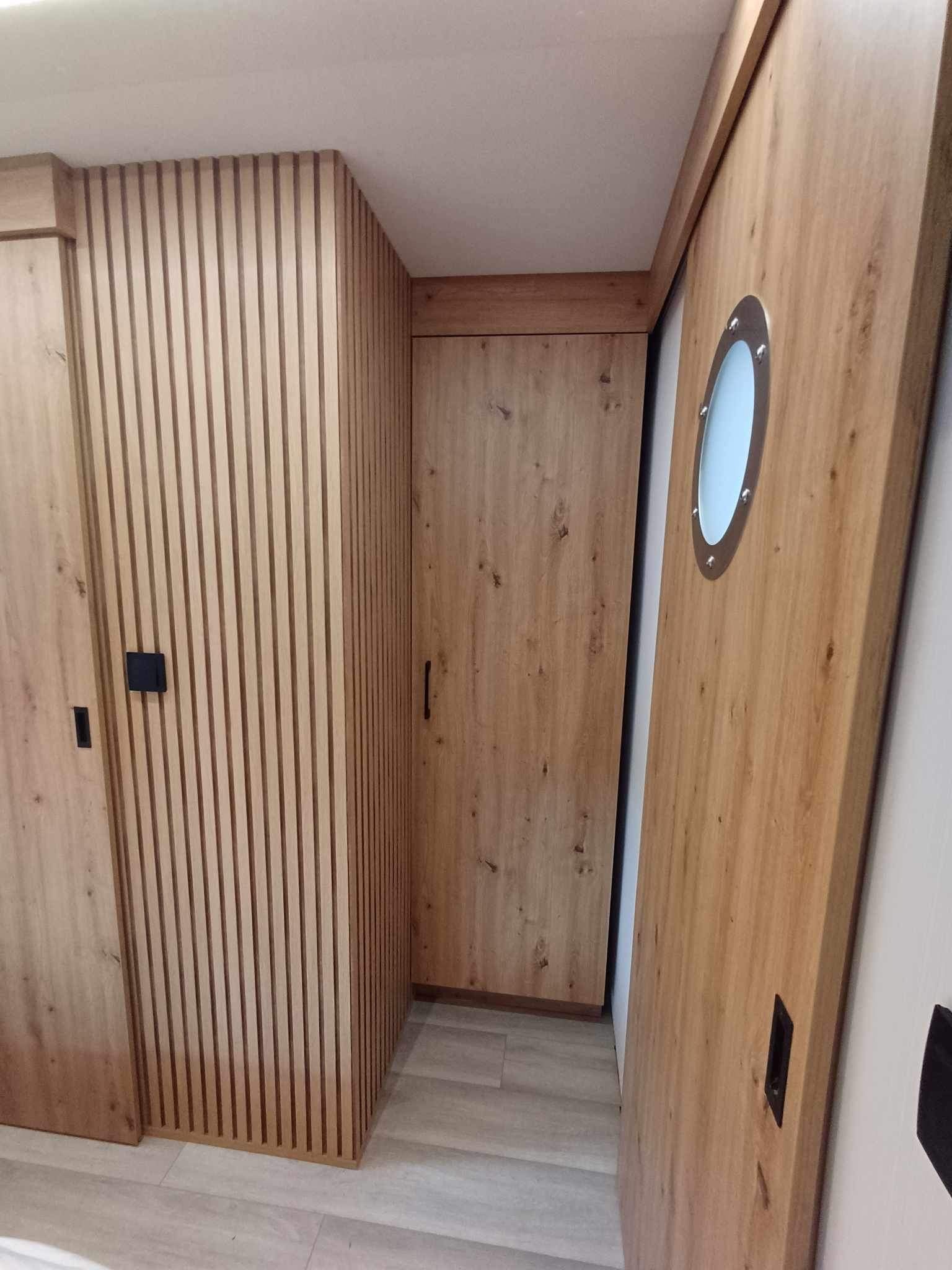 foto: 23 Shogun Mobile Houseboat