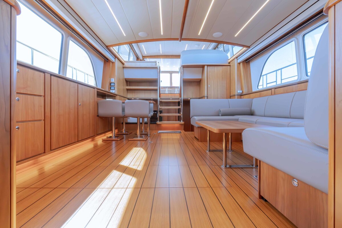 foto: 88 Linssen Grand Sturdy 590 AC Wheelhouse L-Class