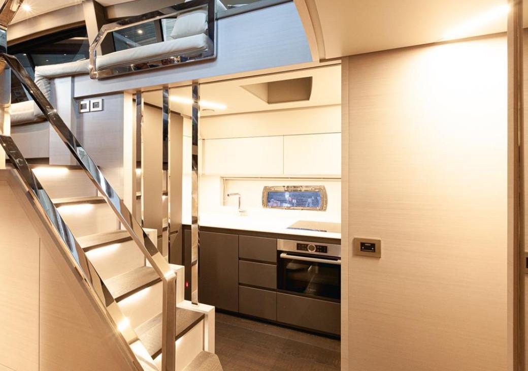 foto: 10 Pershing 7 X